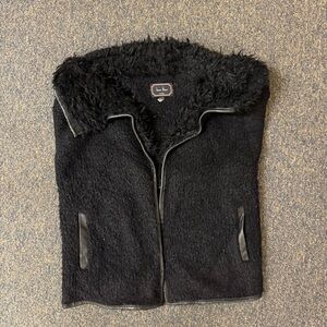 Black Fluffy Vest